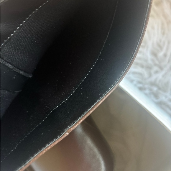 Brown boots - Picture 8 of 10